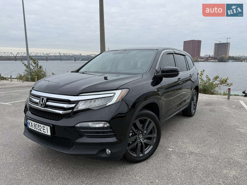 Позашляховик / Кросовер Honda Pilot 2017 в Києві