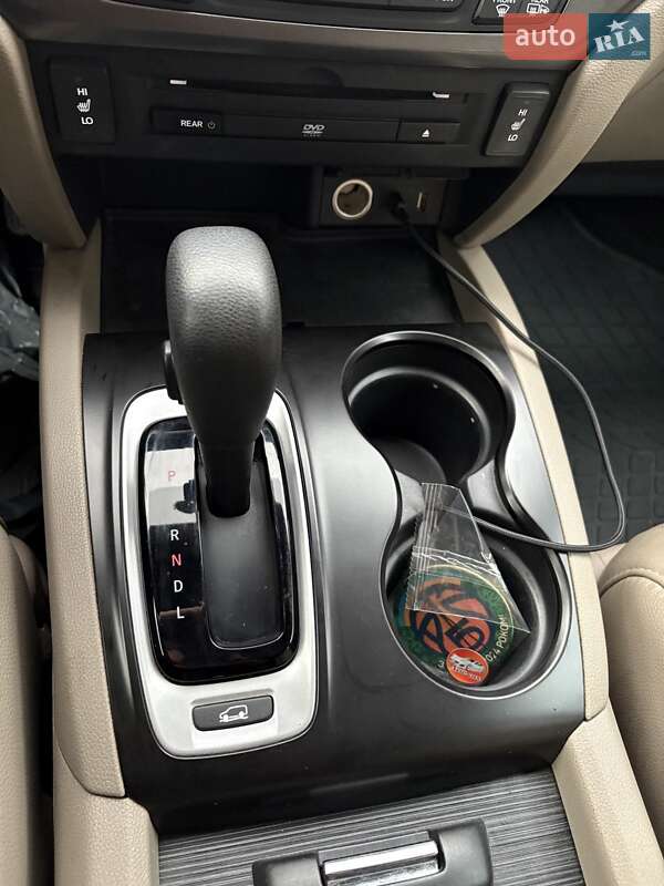 Внедорожник / Кроссовер Honda Pilot 2018 в Киеве фото 7 Внедорожник / Кроссовер Honda Pilot 2018 в Киеве