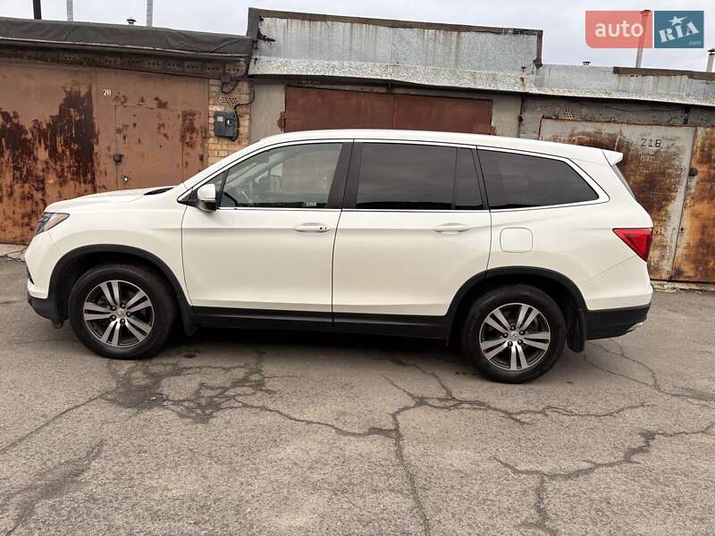 Внедорожник / Кроссовер Honda Pilot 2018 в Киеве фото 2 Внедорожник / Кроссовер Honda Pilot 2018 в Киеве