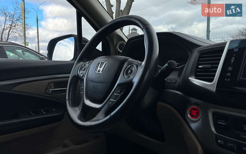 Внедорожник / Кроссовер Honda Pilot 2016 в Коломые