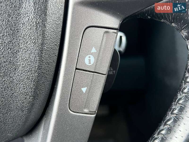 Позашляховик / Кросовер Honda Pilot 2008 в Києві