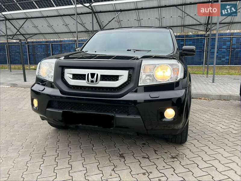 Позашляховик / Кросовер Honda Pilot 2008 в Києві