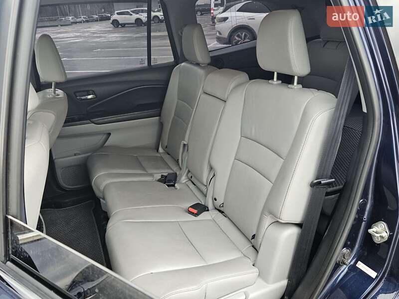 Позашляховик / Кросовер Honda Pilot 2016 в Києві