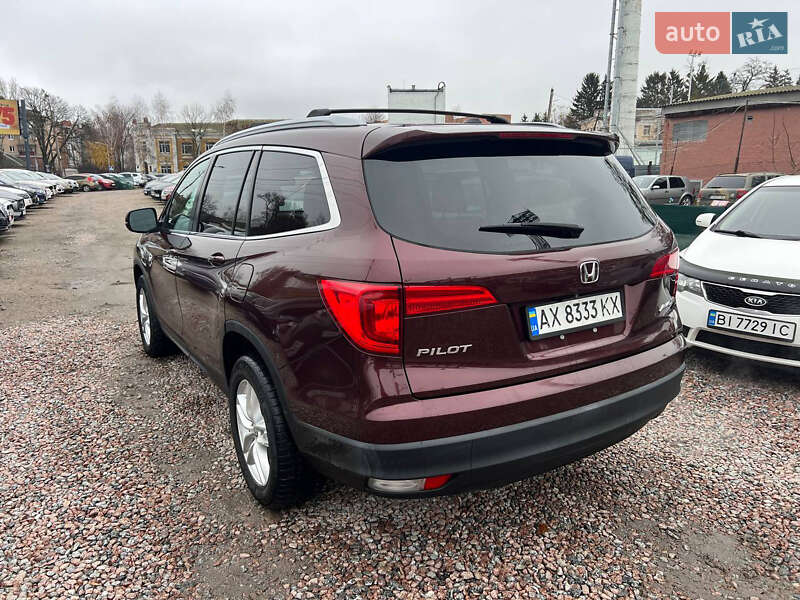 Внедорожник / Кроссовер Honda Pilot 2016 в Полтаве