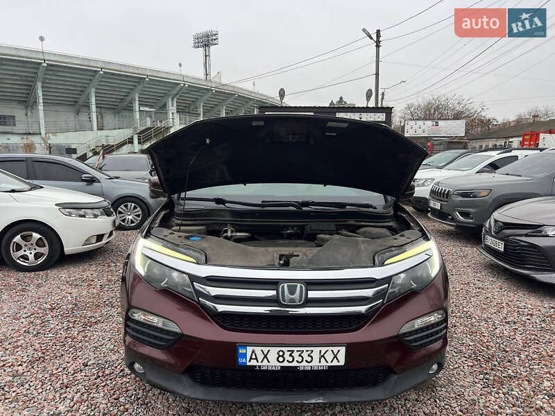 Внедорожник / Кроссовер Honda Pilot 2016 в Полтаве