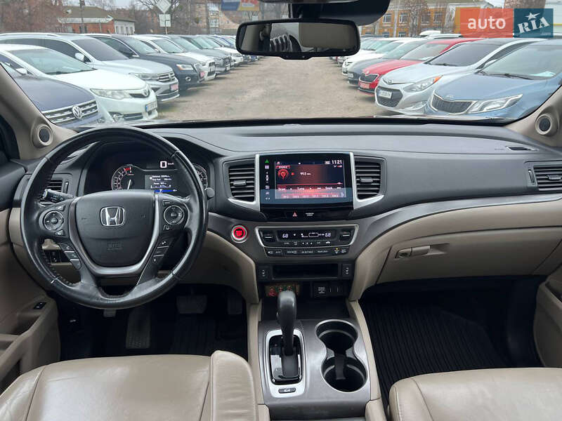 Внедорожник / Кроссовер Honda Pilot 2016 в Полтаве