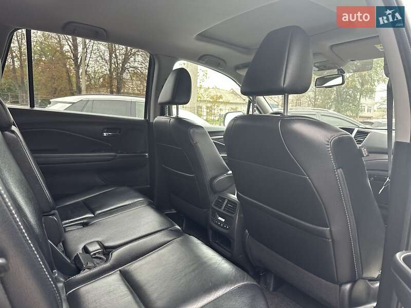 Внедорожник / Кроссовер Honda Pilot 2018 в Полтаве