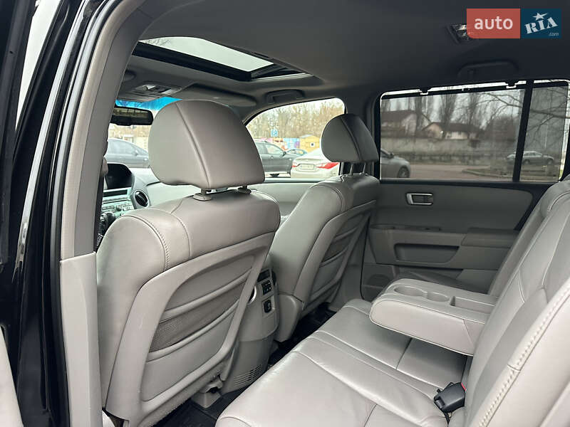 Позашляховик / Кросовер Honda Pilot 2008 в Києві