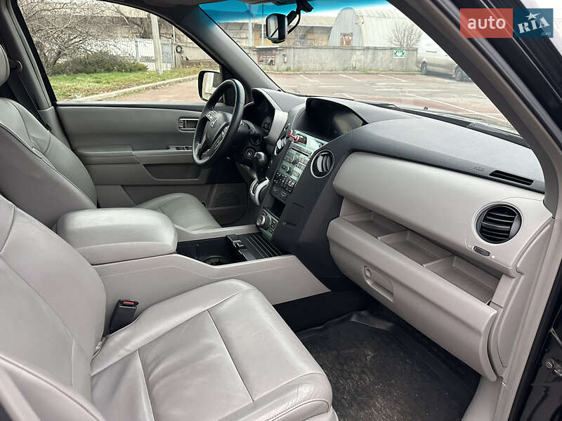 Позашляховик / Кросовер Honda Pilot 2008 в Києві