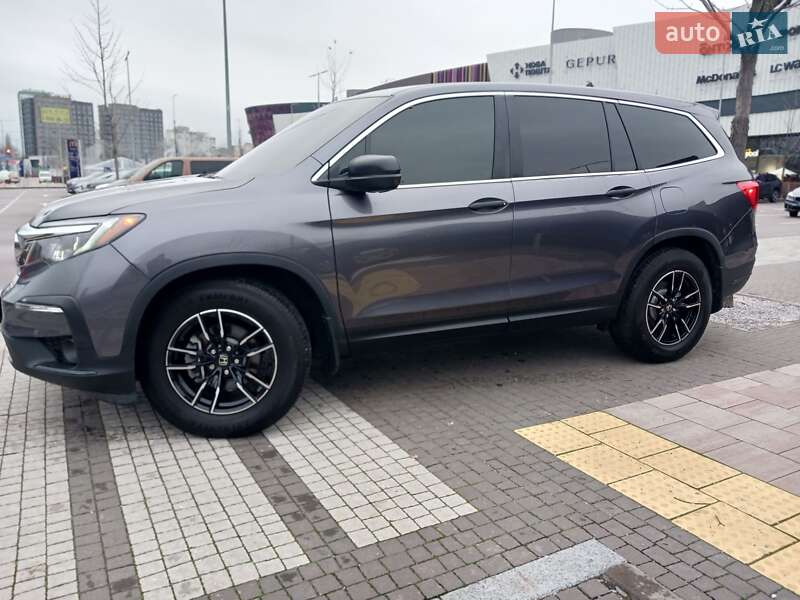 Внедорожник / Кроссовер Honda Pilot 2019 в Киеве