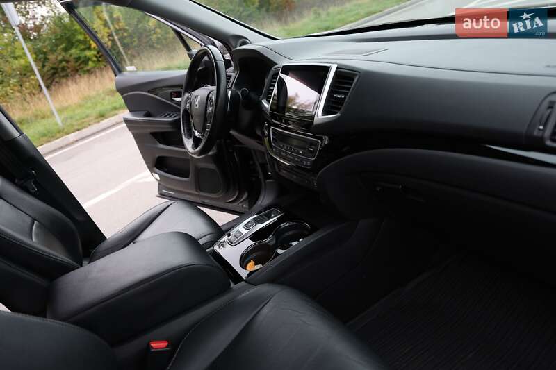 Внедорожник / Кроссовер Honda Pilot 2018 в Хмельницком