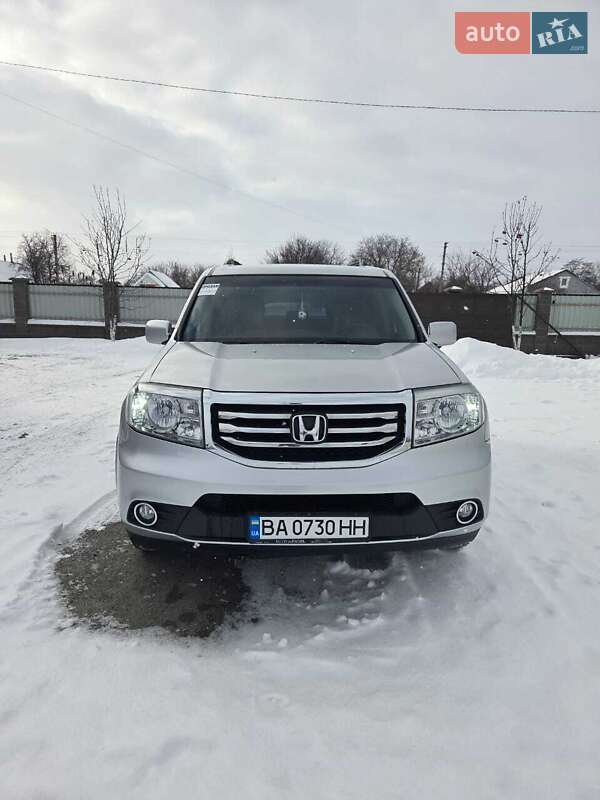 Внедорожник / Кроссовер Honda Pilot 2008 в Хороле