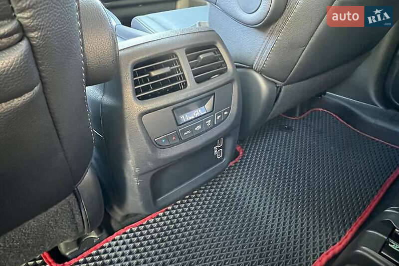 Позашляховик / Кросовер Honda Pilot 2019 в Чернівцях