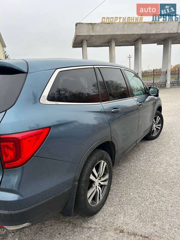 Внедорожник / Кроссовер Honda Pilot 2015 в Киеве