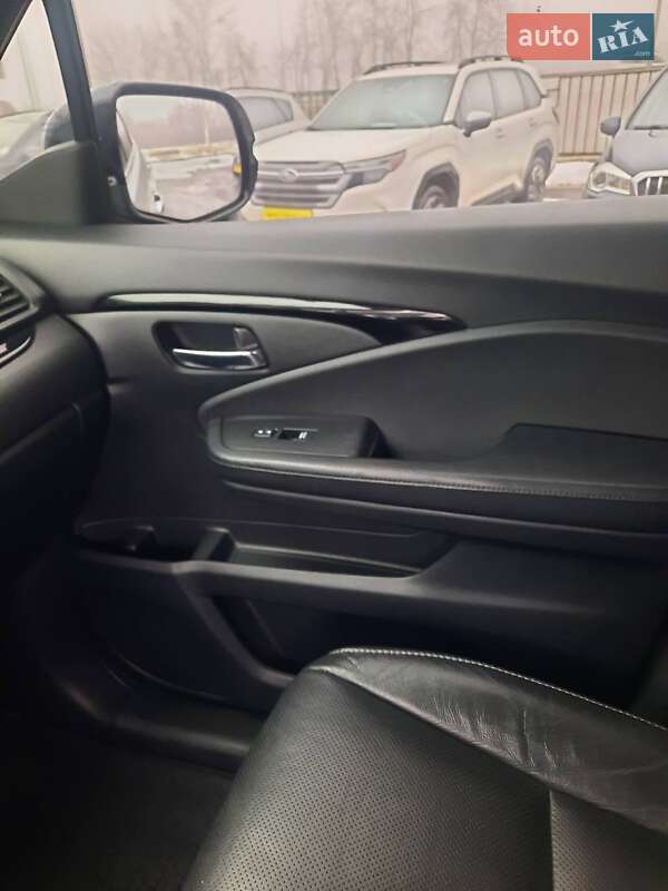Позашляховик / Кросовер Honda Pilot 2017 в Полтаві фото 16 Позашляховик / Кросовер Honda Pilot 2017 в Полтаві
