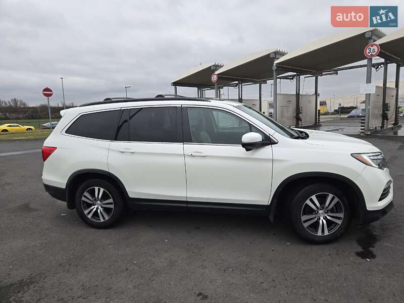 Внедорожник / Кроссовер Honda Pilot 2015 в Львове