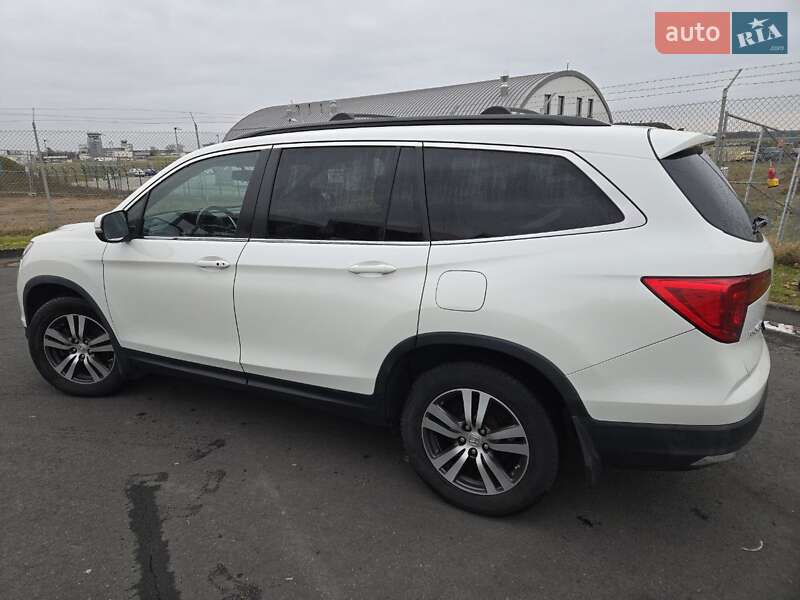 Внедорожник / Кроссовер Honda Pilot 2015 в Львове