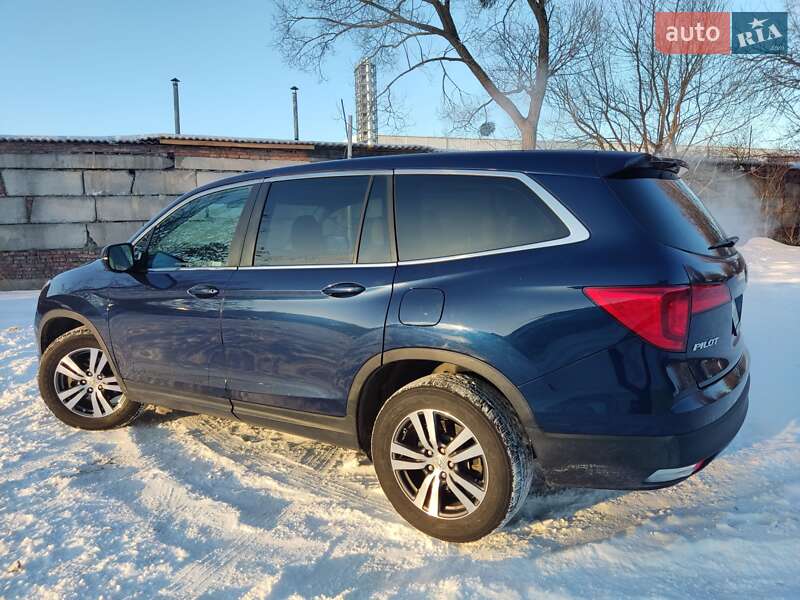 Внедорожник / Кроссовер Honda Pilot 2016 в Виннице