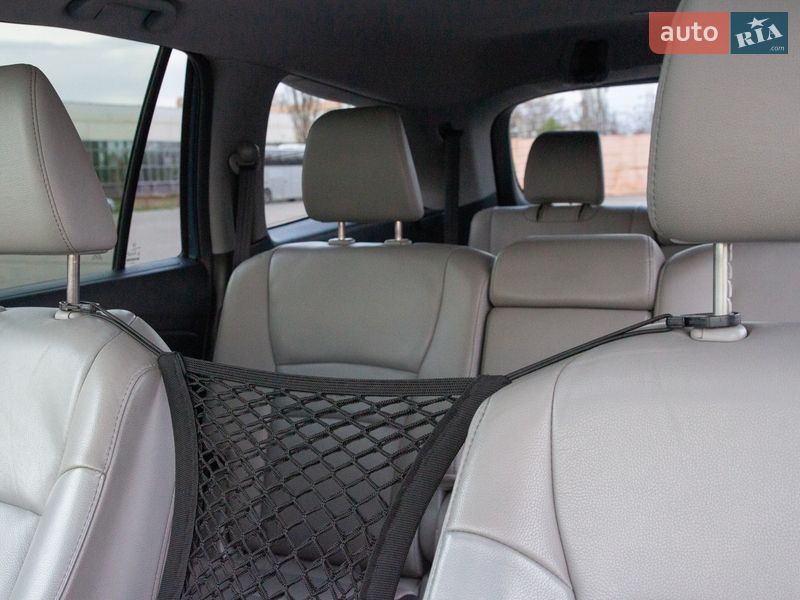 Внедорожник / Кроссовер Honda Pilot 2015 в Киеве