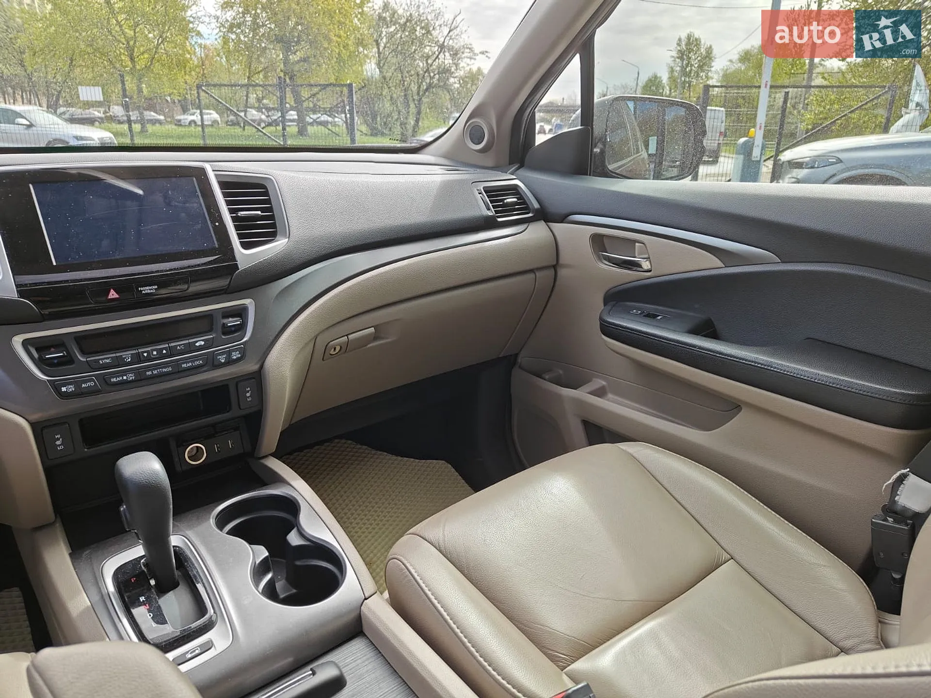 2017 Honda Pilot - мініатюра 9