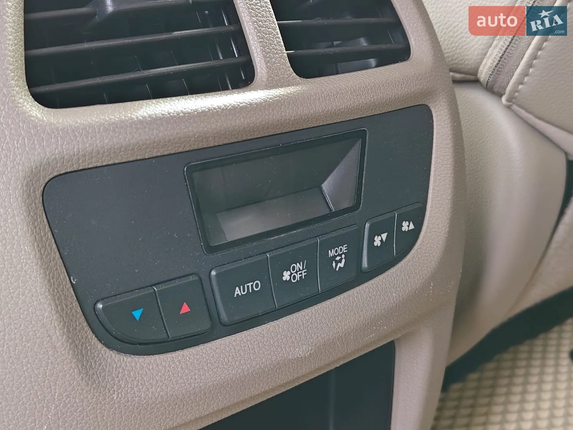 2017 Honda Pilot - мініатюра 18