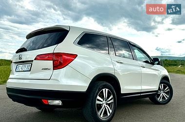 Позашляховик / Кросовер Honda Pilot 2017 в Трускавці
