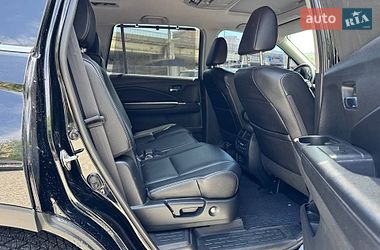 Внедорожник / Кроссовер Honda Pilot 2017 в Днепре