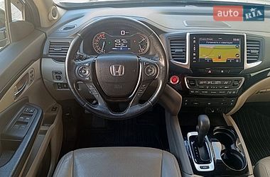 Внедорожник / Кроссовер Honda Pilot 2017 в Киеве