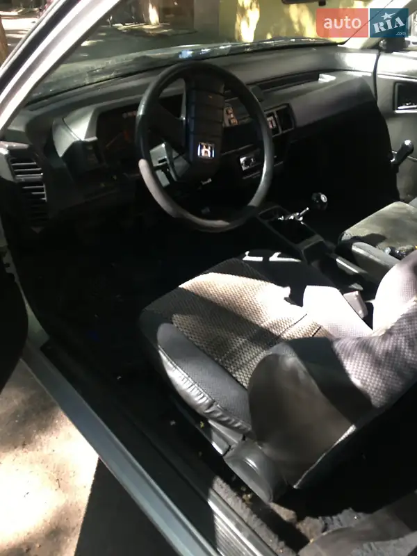 Купе Honda Prelude 1986 в 