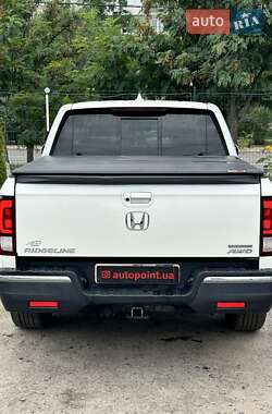 Пикап Honda Ridgeline 2017 в 