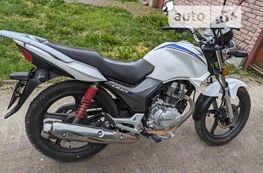 Мотоцикл Классік Honda SDH 125 2011 в Івано-Франківську