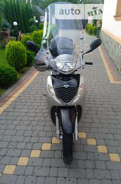 Скутер Honda SH 125 2009 в Самборе