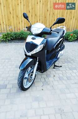 Грузовые мотороллеры, мотоциклы, скутеры, мопеды Honda SH 125 2009 в Глобине