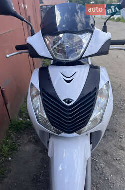Макси-скутер Honda SH 150 2012 в 