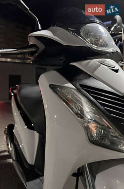 Макси-скутер Honda SH 150 2012 в 