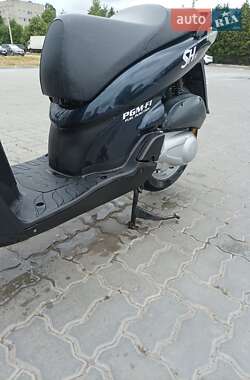 Мопеди Honda SH 150 2012 в 