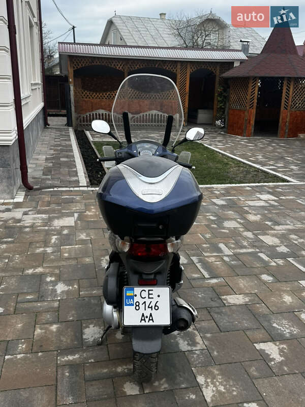 Максі-скутер Honda SH 150 2012 в Чернівцях фото 3 Максі-скутер Honda SH 150 2012 в Чернівцях