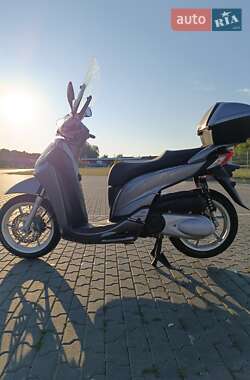 Мопеди Honda SH 300i 2014 в 
