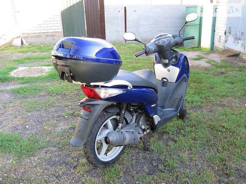 Макси-скутер Honda SH 50 2008 в Чернигове