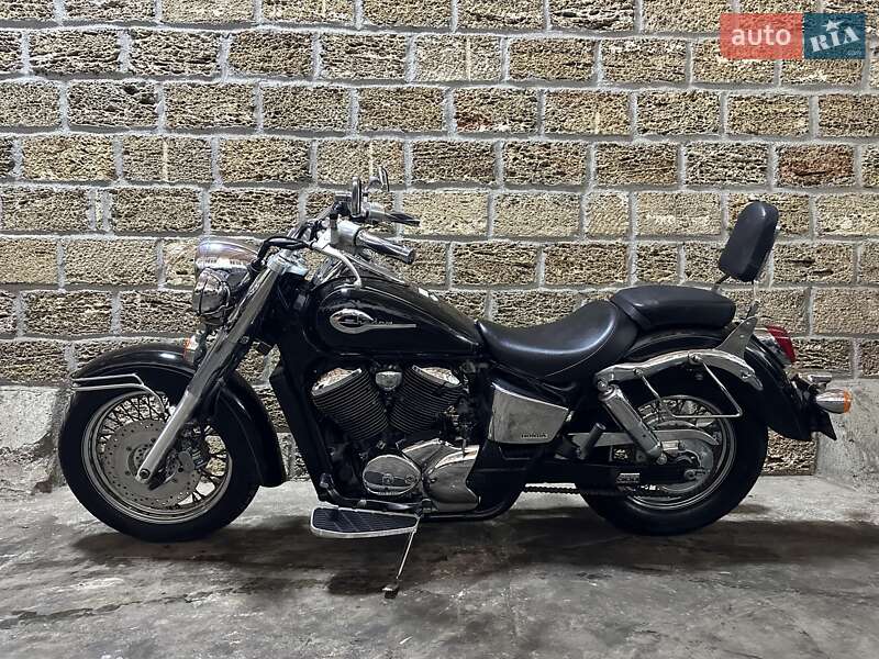 Мотоцикл Классик Honda Shadow 400 2004 в Одессе