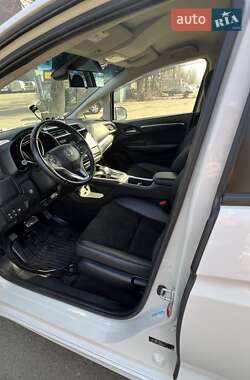 Минивэн Honda Shuttle 2018 в 