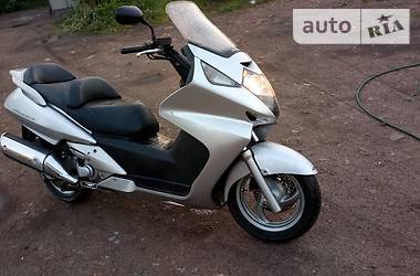 Макси-скутер Honda Silver Wing 400 2005 в Нововолынске