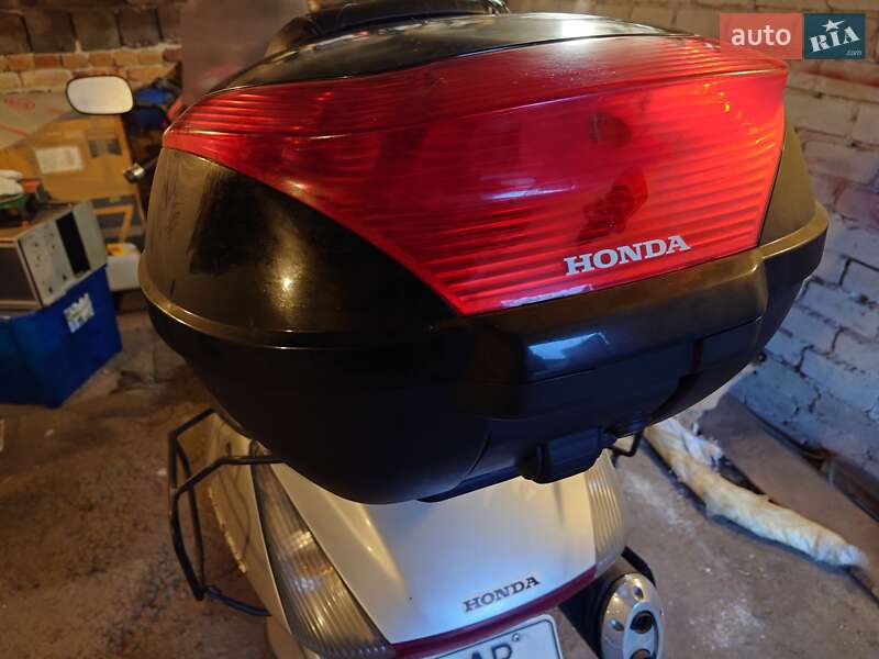 Скутер Honda Silver Wing 400 2002 в Запоріжжі