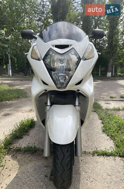 Макси-скутер Honda Silver Wing 400 2003 в 