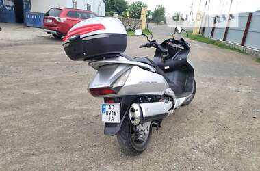 Макси-скутер Honda Silver Wing 600 2002 в 