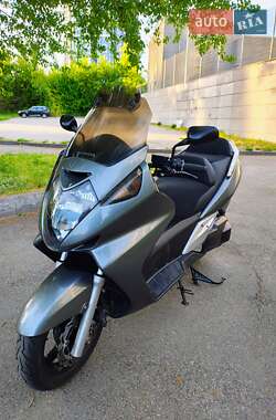 Макси-скутер Honda Silver Wing 600 2001 в 