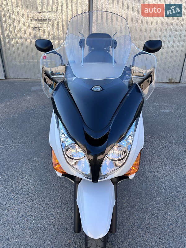 Грузовые мотороллеры, мотоциклы, скутеры, мопеды Honda Silver Wing 600 2011 в Одессе