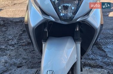 Макси-скутер Honda Silver Wing 600 2001 в Кропивницком