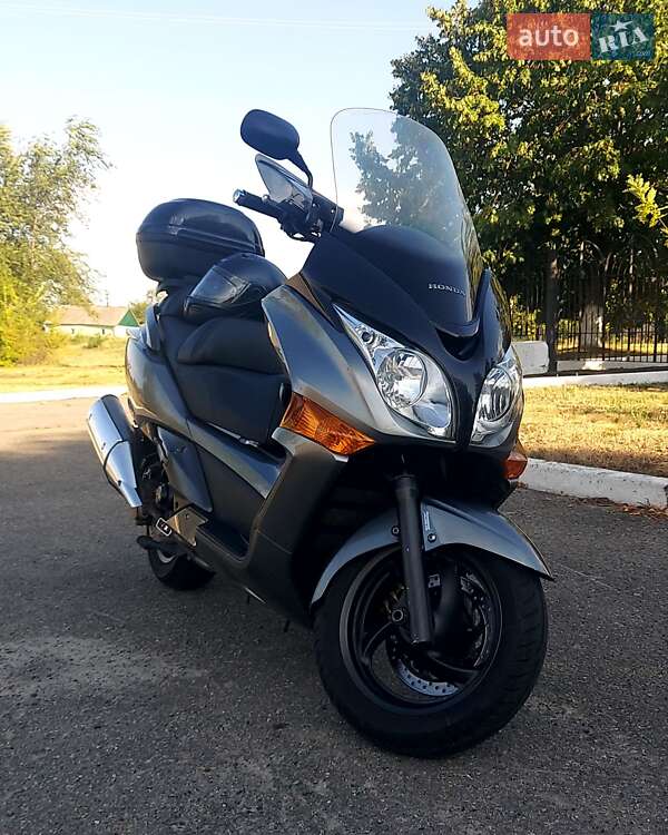 Максі-скутер Honda Silver Wing GT 600 2012 в Новомосковську