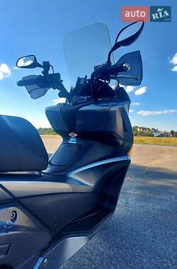 Максі-скутер Honda Silver Wing GT 600 2012 в Новомосковську